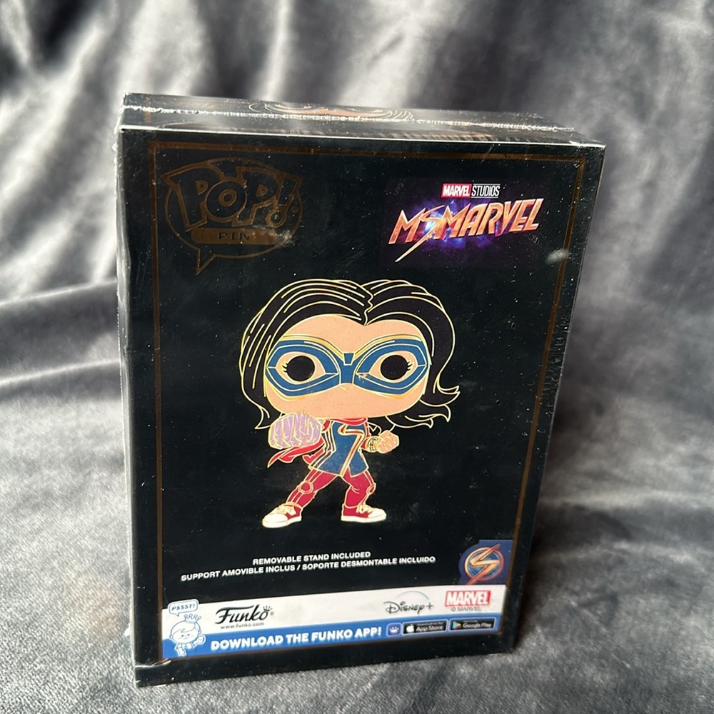 Funko POP! Pin Ms. Marvel - Picture 2 of 4
